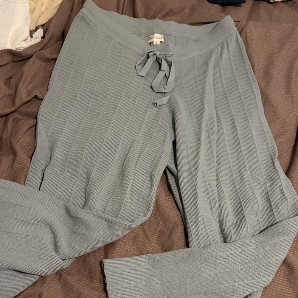 Hem & Thread sweater pants